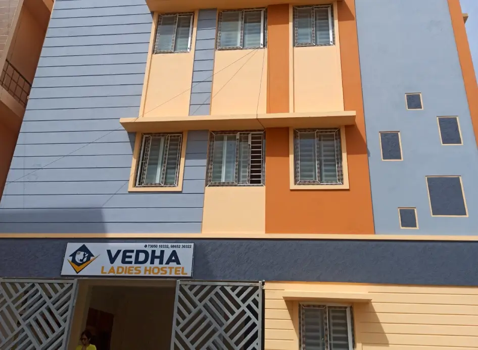 Vedha Ladies PG in Coimbatore
